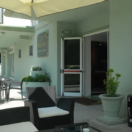 Club House Appart hôtel Cattolica